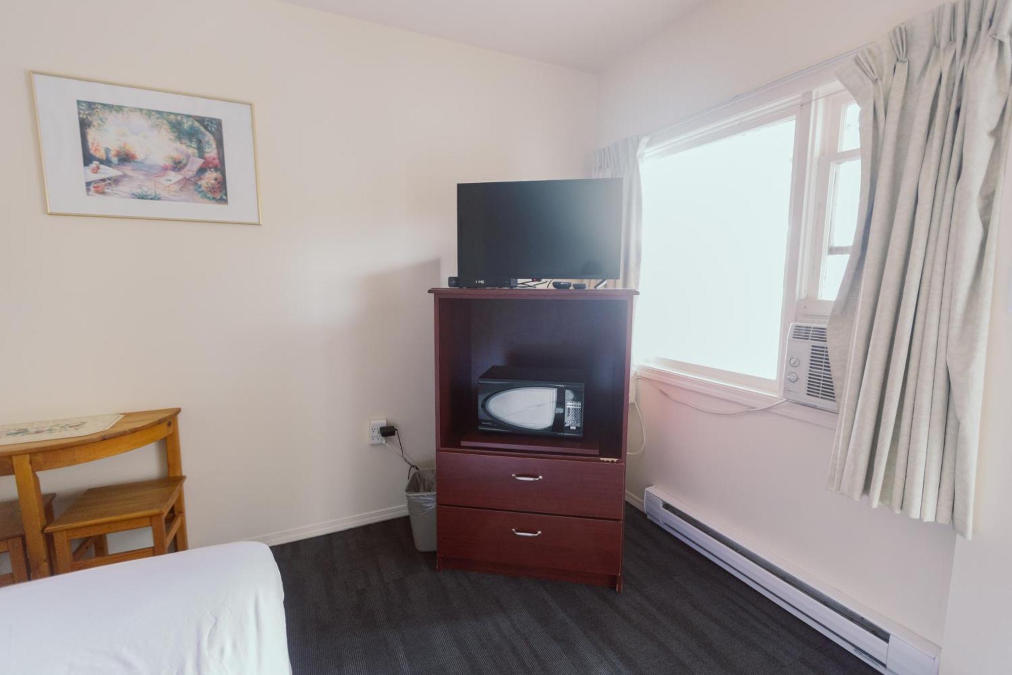 Beachside Motel Penticton Ngoại thất bức ảnh