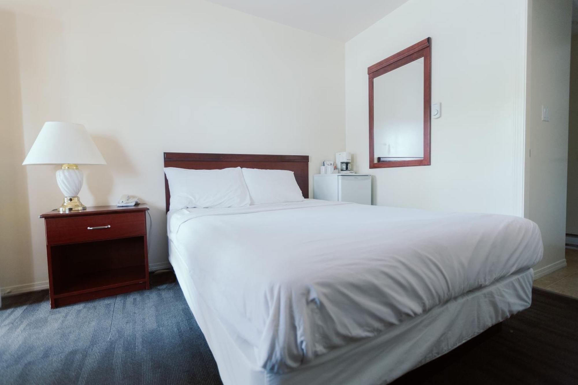 Beachside Motel Penticton Ngoại thất bức ảnh